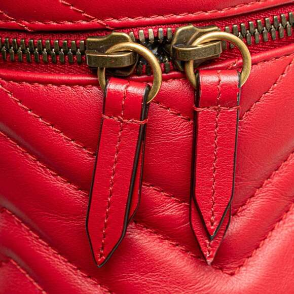 GUCCI Red Leather GG Marmont Vanity Bag - Picture 6 of 11